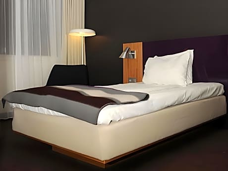 Small Single Room
