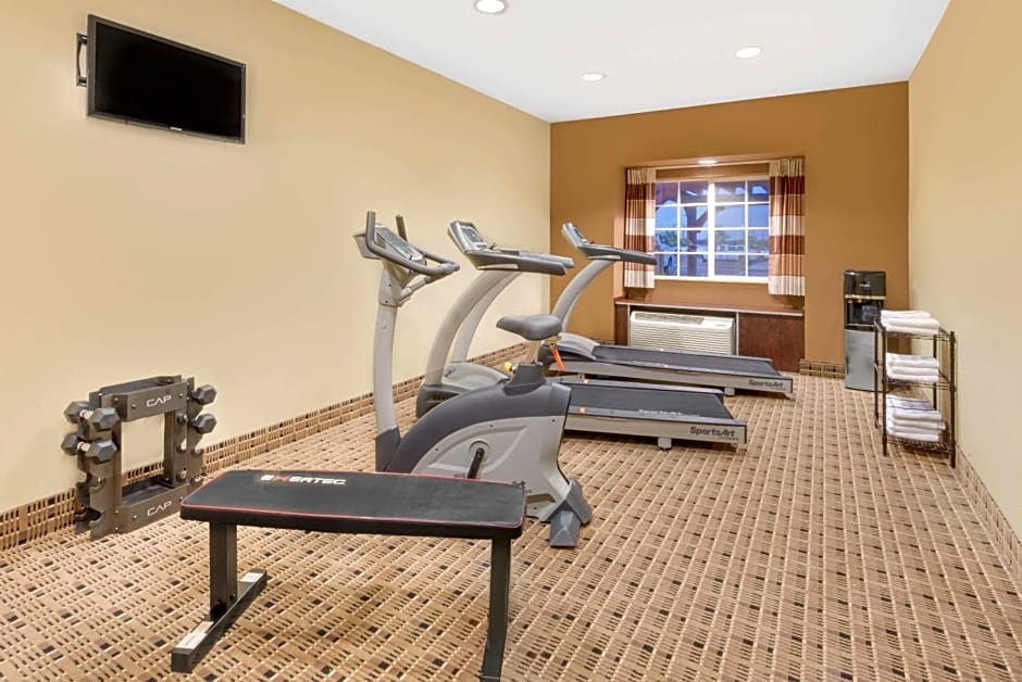 Microtel Inn & Suites by Wyndham