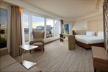 Junior King Suite with Balcony