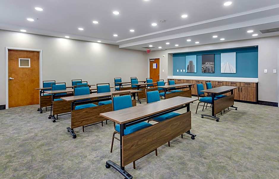 Hampton Inn By Hilton Houston-Pearland