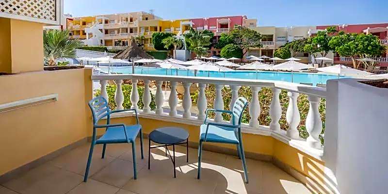 Servatur Isora Suites