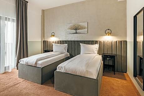 Twin Room with Balcony