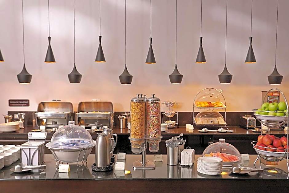 Hampton By Hilton Panama