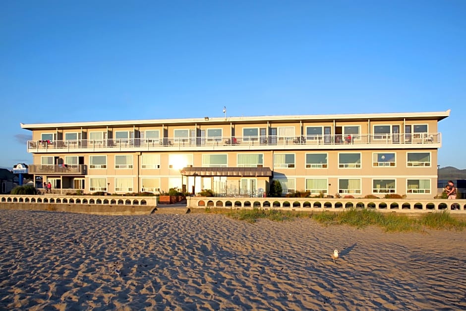 Seashore Inn ... on the Beach