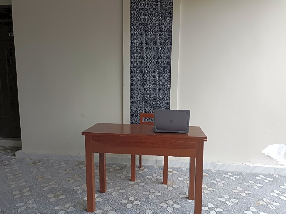 SPOT ON 92498 Fanni Homestay