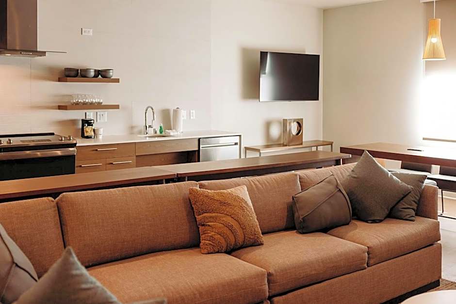 Element Reno Experience District