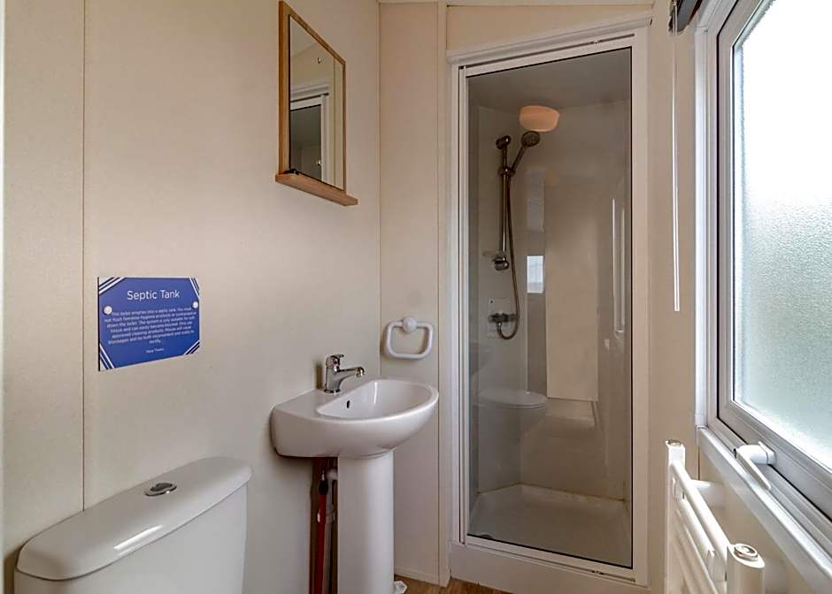 Castaways Beach Resort