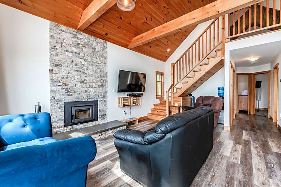 Elysium - Perfect Waterfront for the Holidays