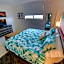 Beautiful penthouse condo with stunning views of both ocean and city