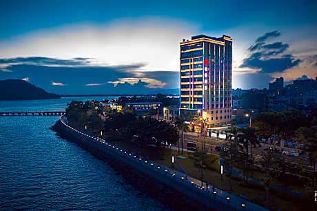 Borrman Hotel Shanwei Fengshan Ancestral Temple Erma Road Food Street