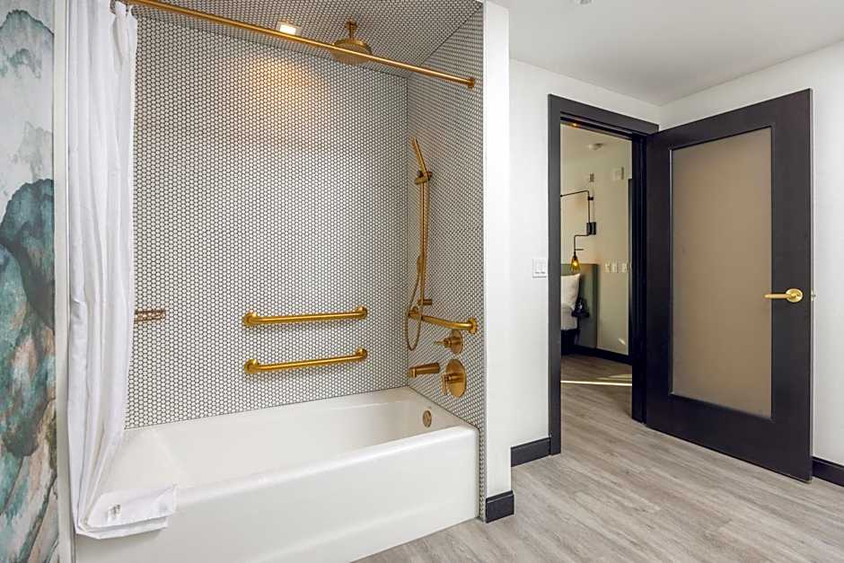 The Godfrey Hotel Hollywood