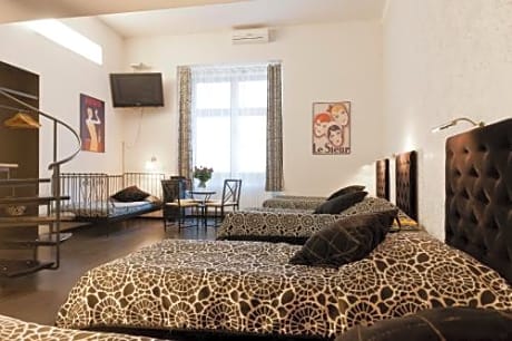 Apartment (6 Adults)