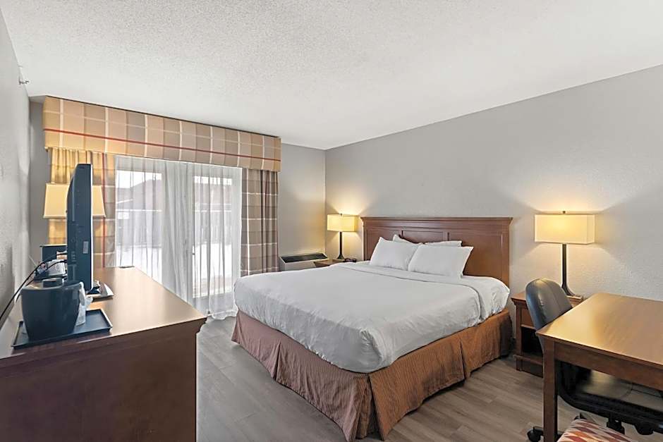 Country Inn & Suites by Radisson, Saskatoon, SK