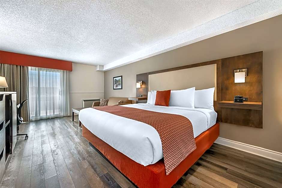 Best Western Smiths Falls Hotel
