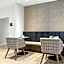 DoubleTree by Hilton New York JFK Airport