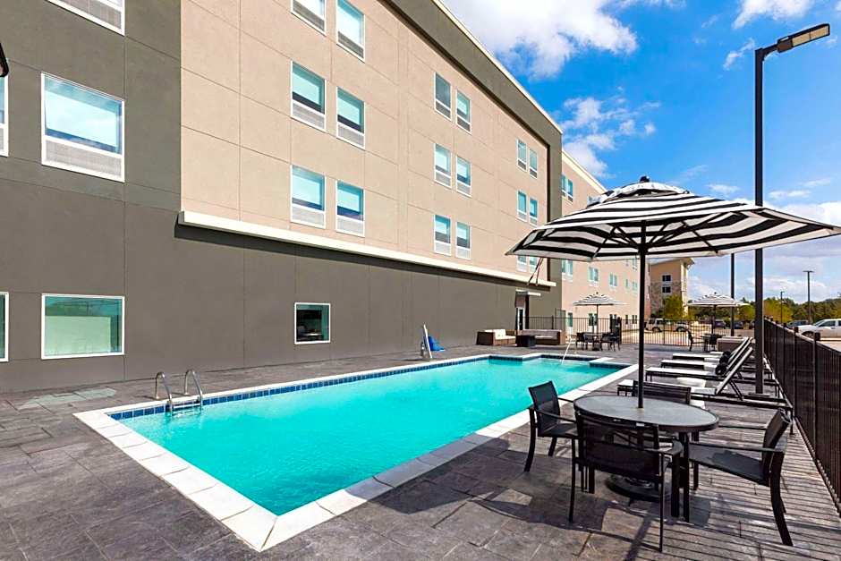 La Quinta Inn & Suites by Wyndham Austin Parmer/Tech Ridge