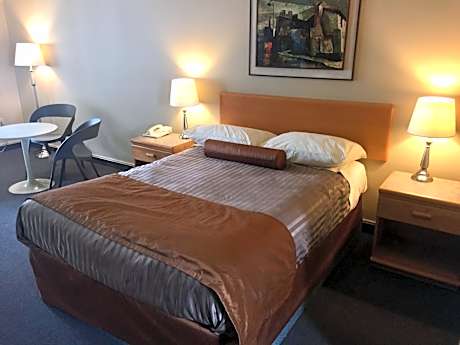 One-Bedroom Suite with Balcony