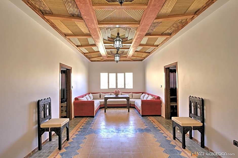 Hotel New Mars Dades