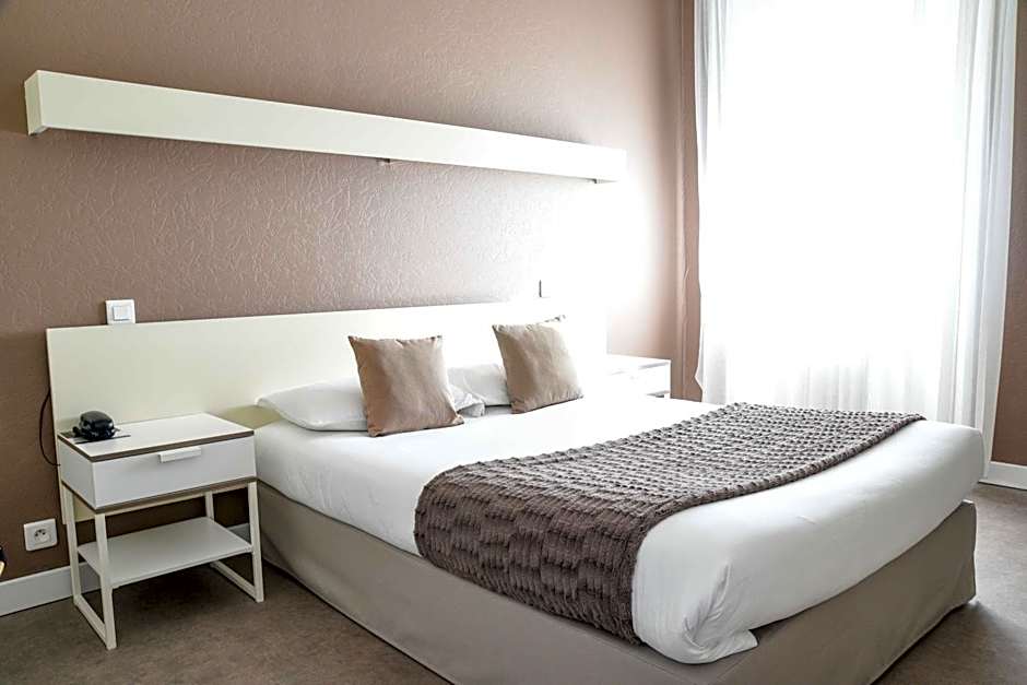 Cit'Hôtel l'Europe - Cholet Gare
