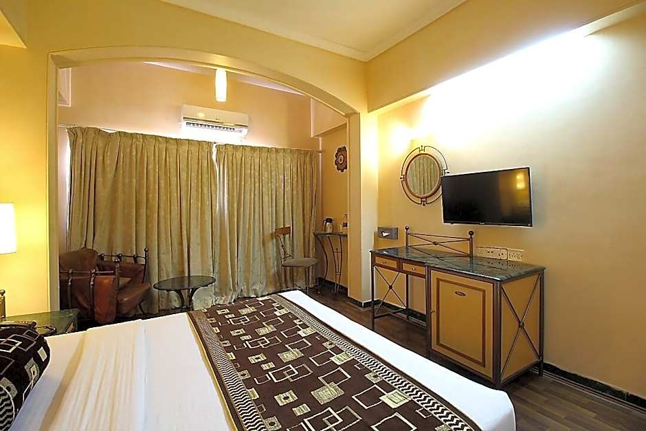 Hotel Gurukripa Daman