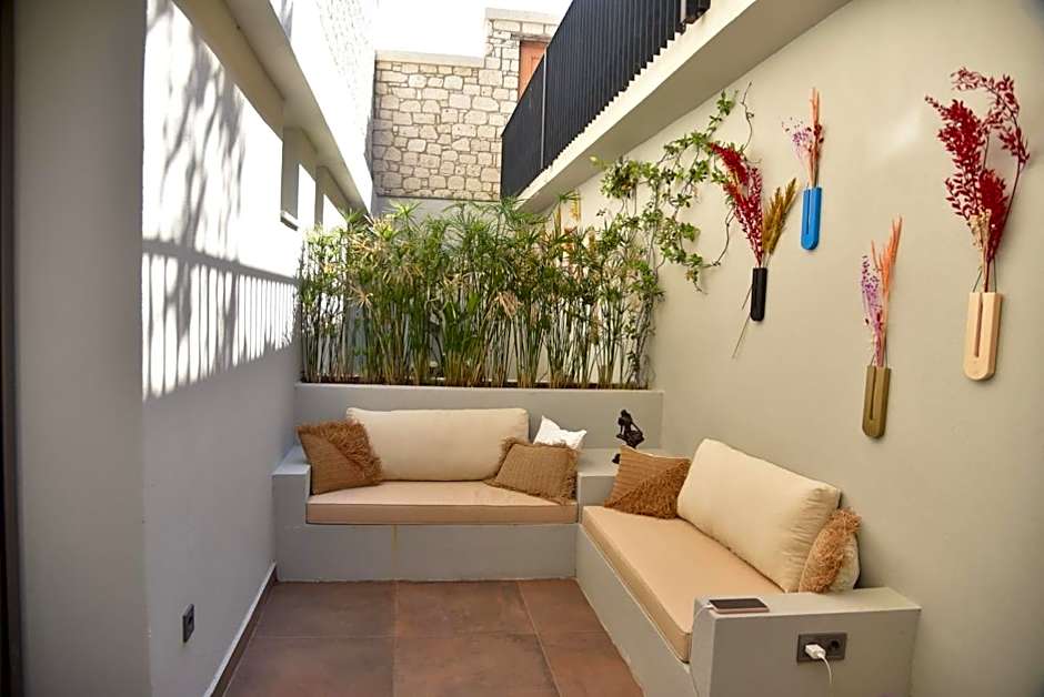 Soas Suites