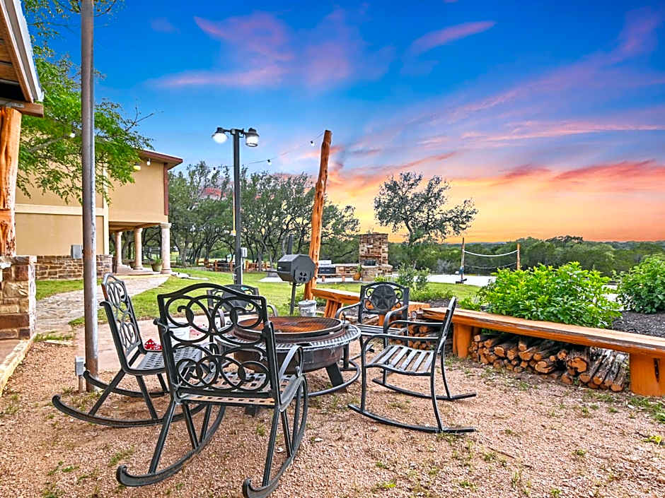 Canyon Lake Condos at Stillwater Ranch