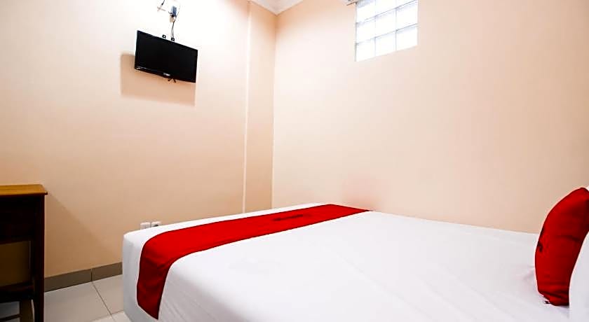 RedDoorz Plus @ Pogung Raya