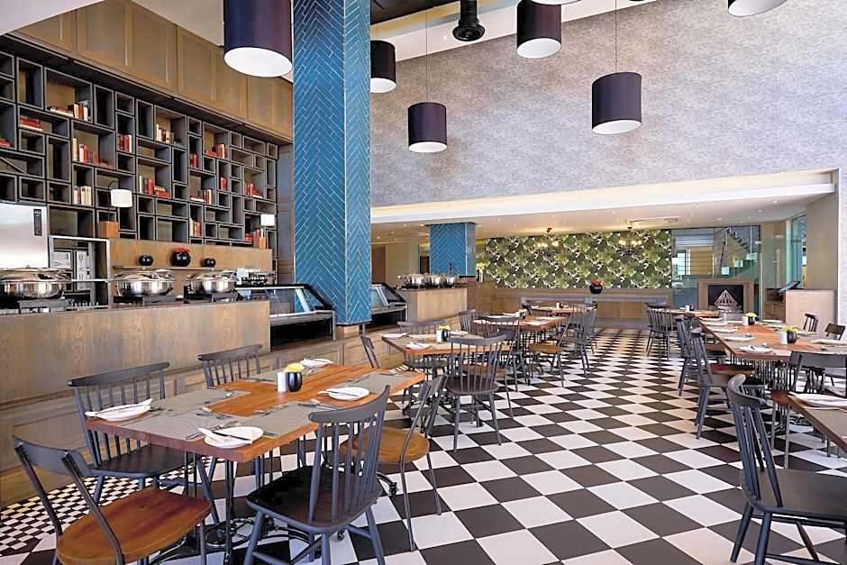 The Regency Apartment Hotel Menlyn