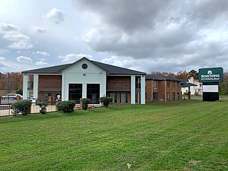 HomeTowne Studios Egg Harbor-Atlantic City Airport