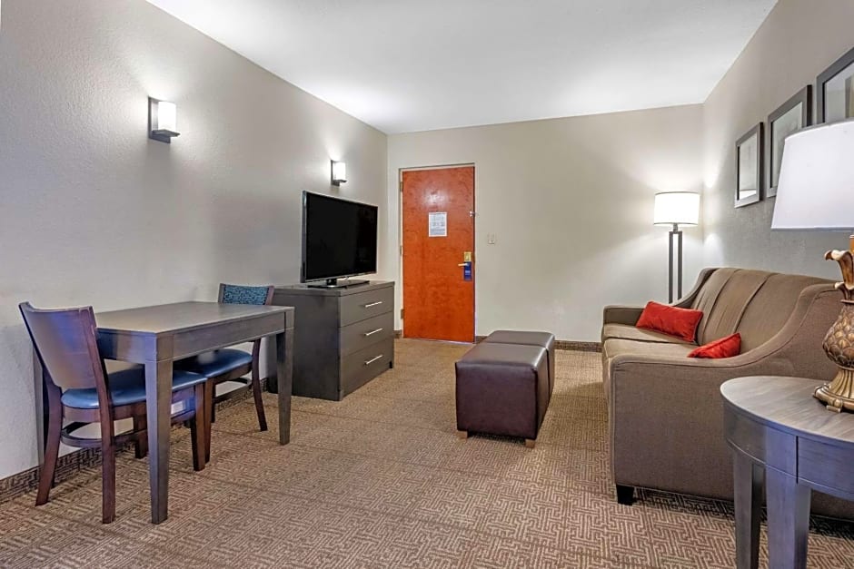 Comfort Suites Fort Pierce I-95