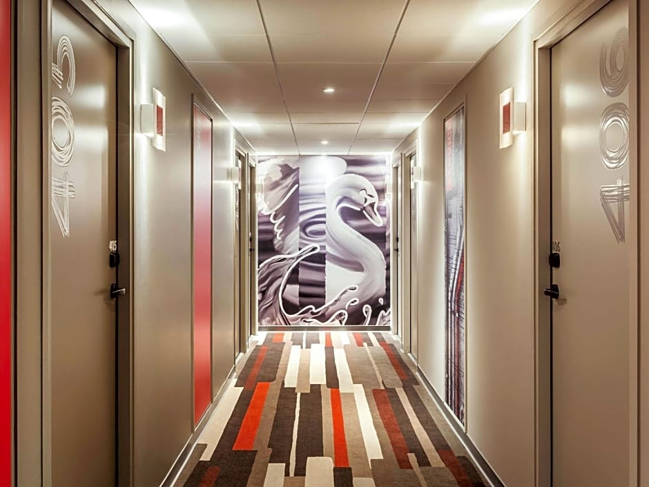 ibis Saint Quentin en Yvelines - Velodrome