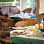Oak Tree Lodge