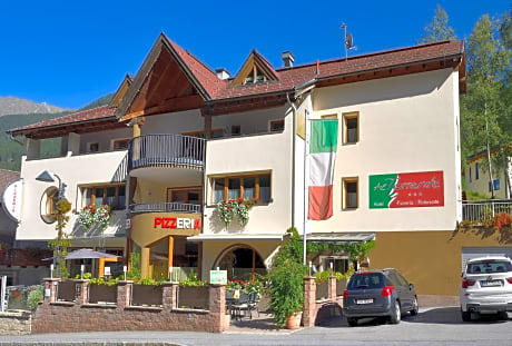 Hotel Al Torrente