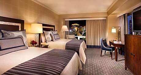 Omni Los Angeles Hotel At California Plaza