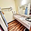 Regency Inn Iola