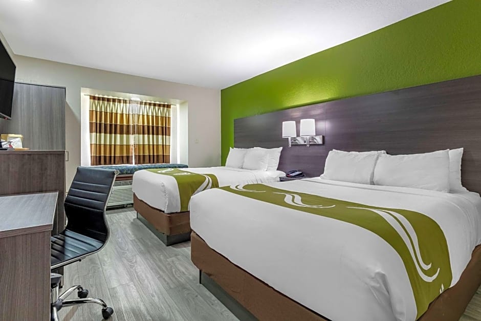 Quality Inn & Suites Longview I-20