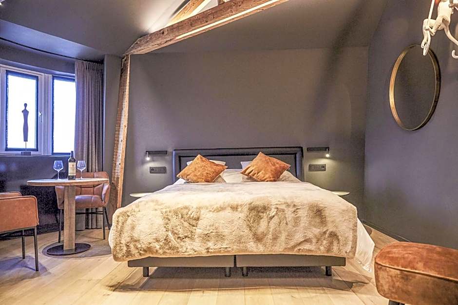 Hotel ONIRO - Luxury Rooms & Wellness Suites