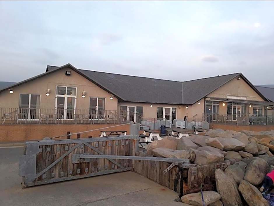 Barmouth Lyons Sunnysands 346