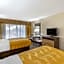 Quality Inn & Suites - Greensboro-High Point