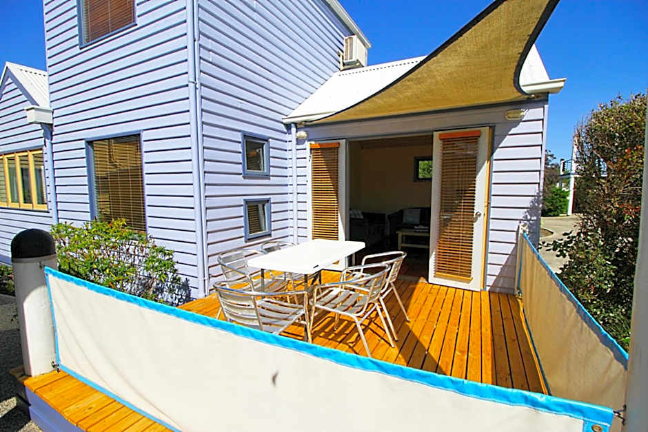 Rayville Boat Houses