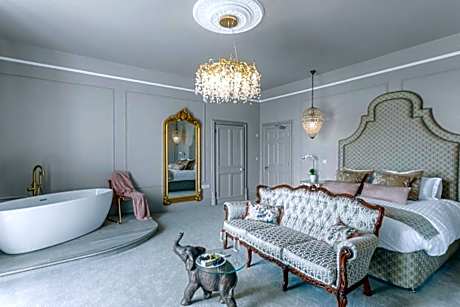 King Suite with Balcony