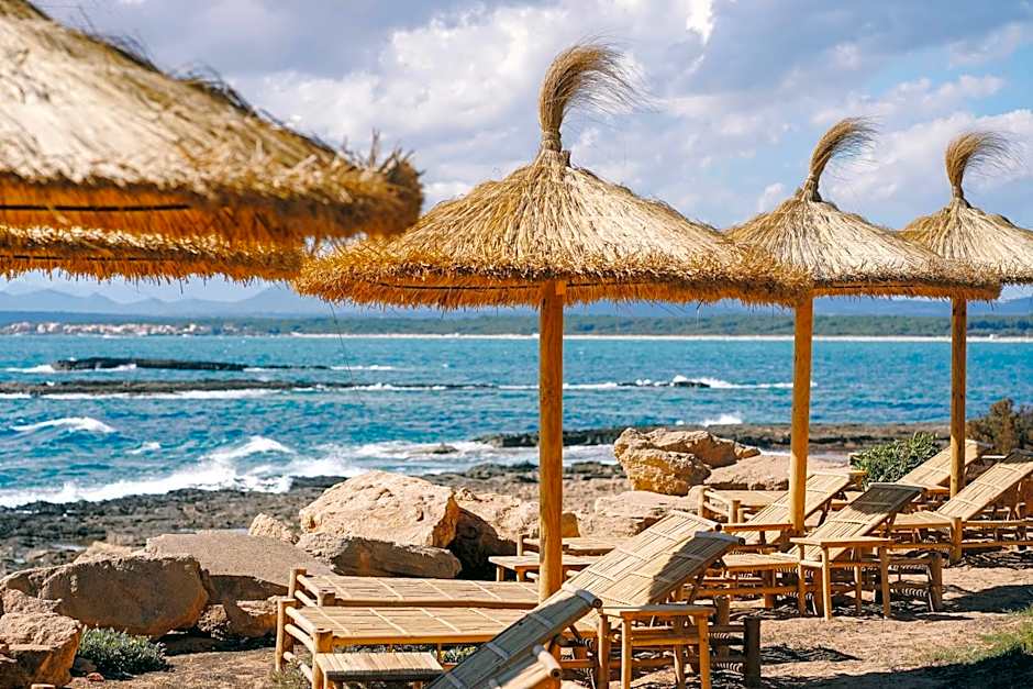 Bikini Island & Mountain Hotel Es Trenc -Adults only-
