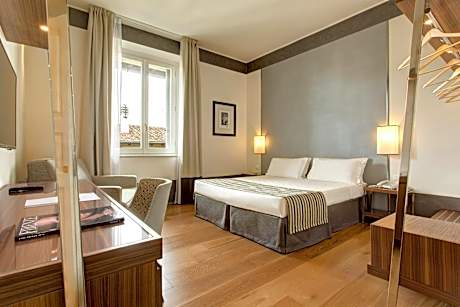 Small Double or Twin Room