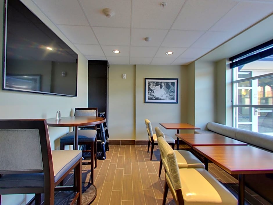 Staybridge Suites Madison - Fitchburg By IHG