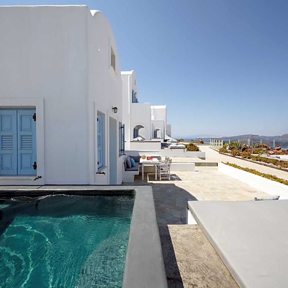 Photo 1 of 19 of Family Suite, Plunge Pool, View