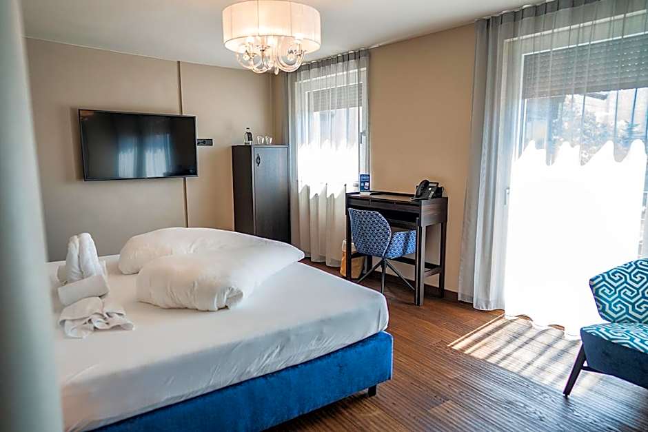 Prunner Luxury Suites - Adults Only