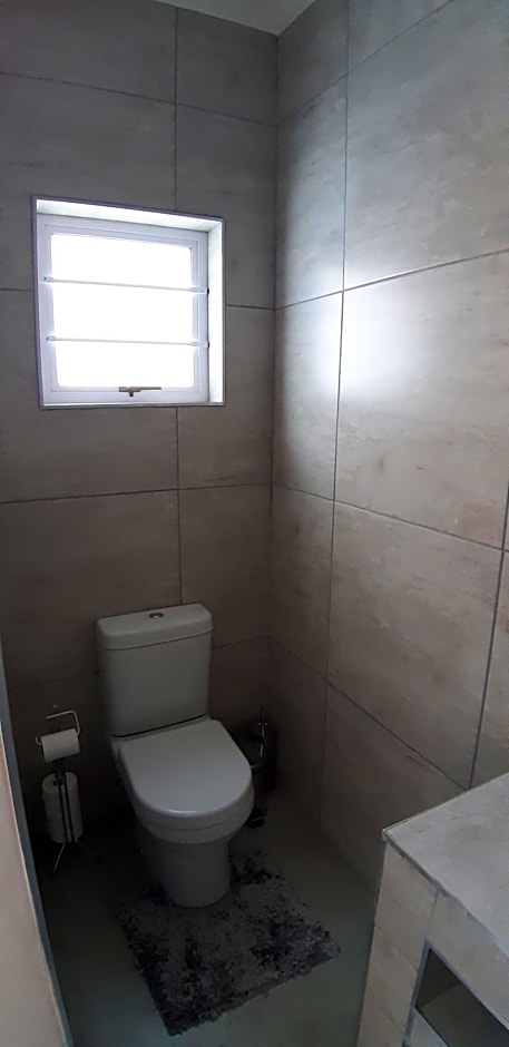 Dennecres4GuestRooms