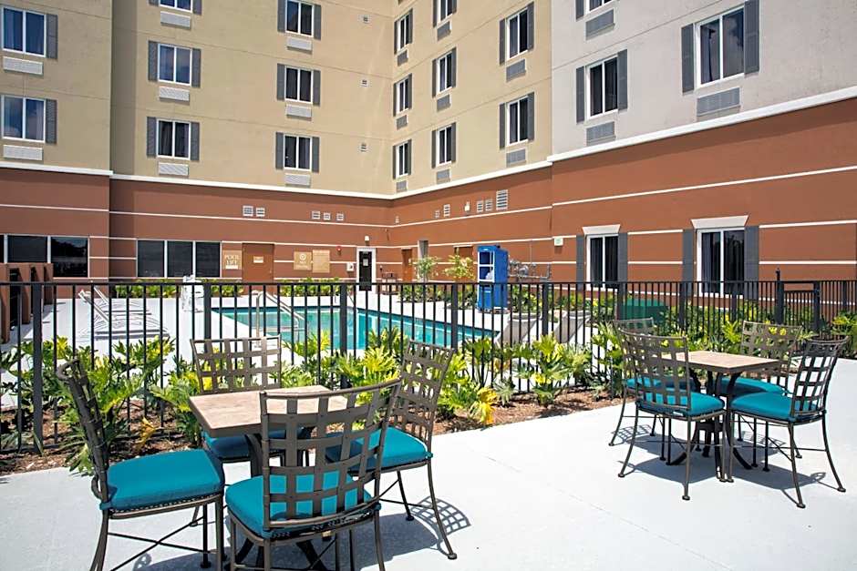 Candlewood Suites Miami Executive Airport - Kendall By IHG