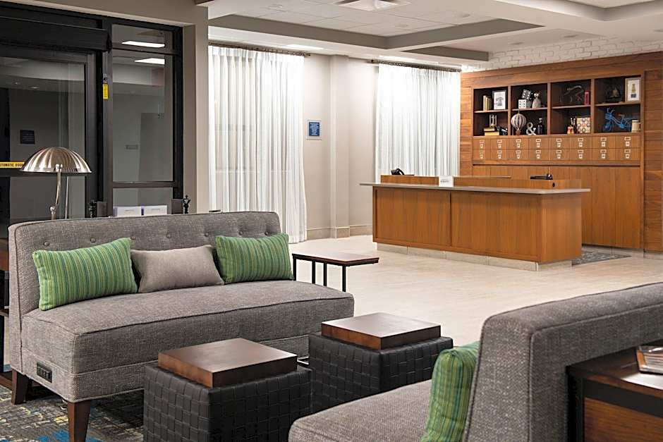 Four Points by Sheraton Omaha Midtown – Omaha, NE