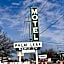 OYO Palm Leaf Motel